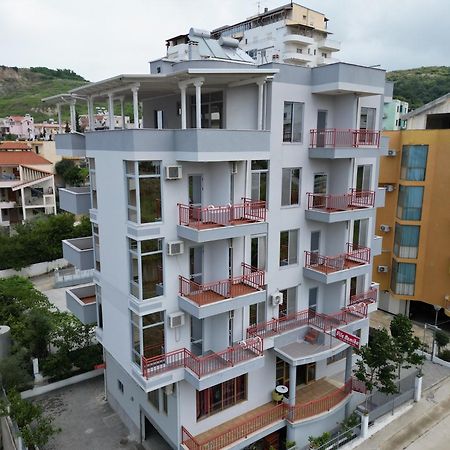 Vila Namiku Hotel Драч Екстериор снимка