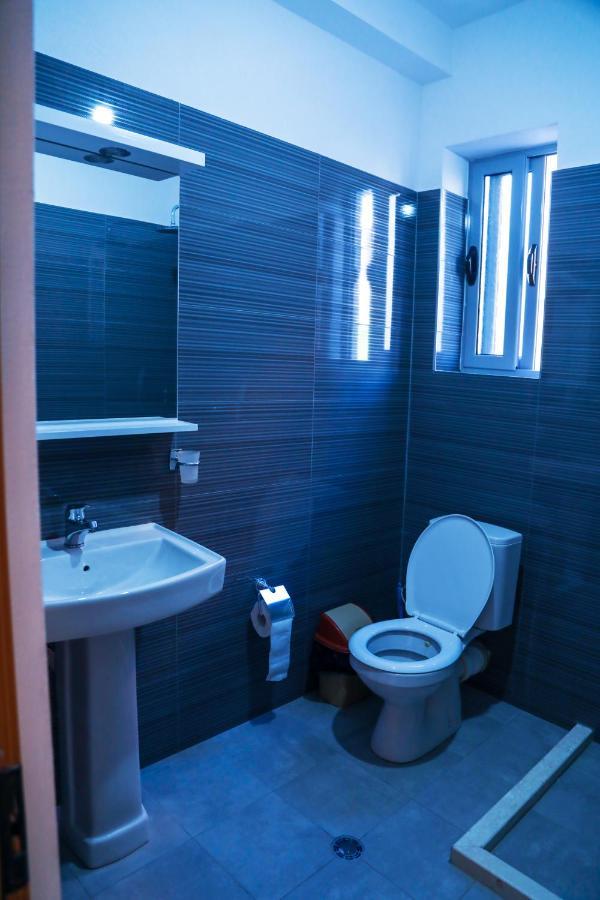 Vila Namiku Hotel Драч Екстериор снимка