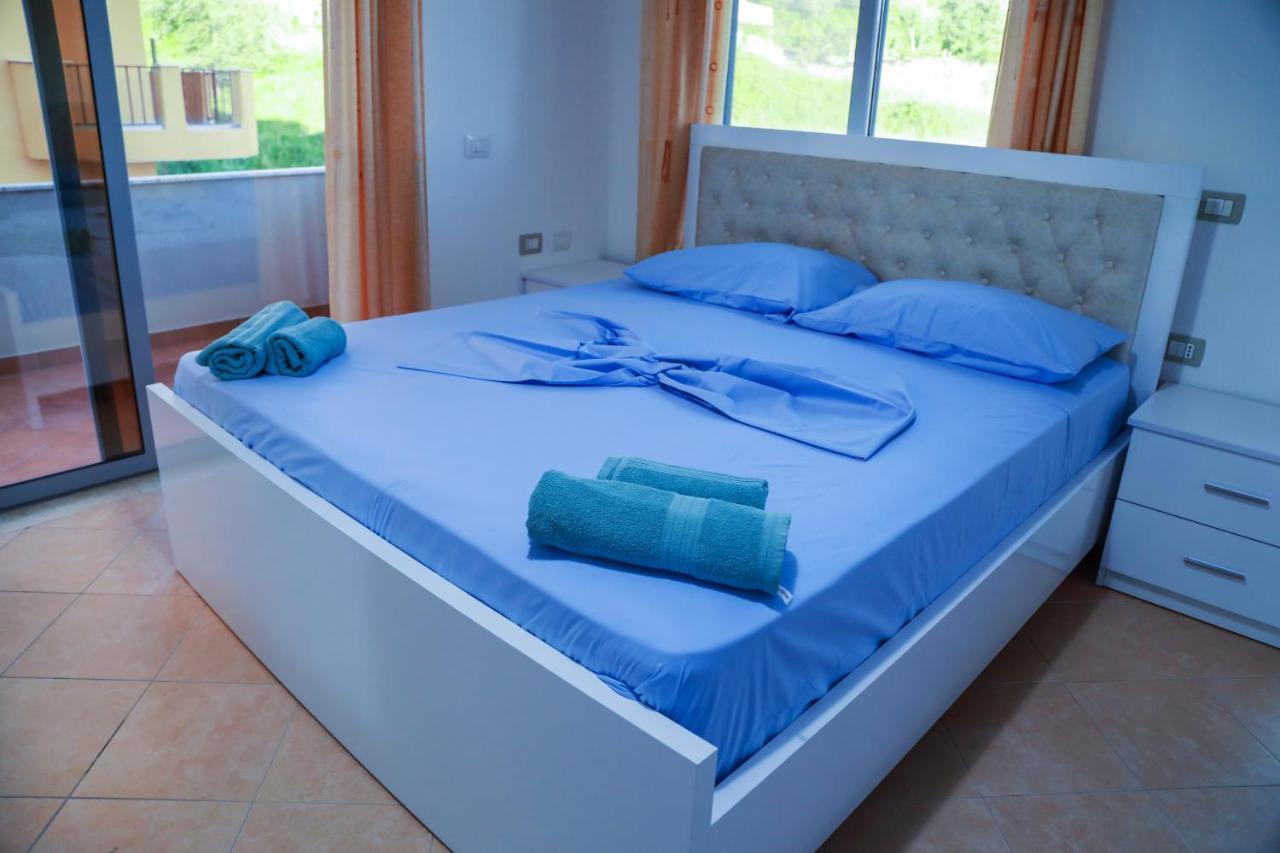 Vila Namiku Hotel Драч Екстериор снимка