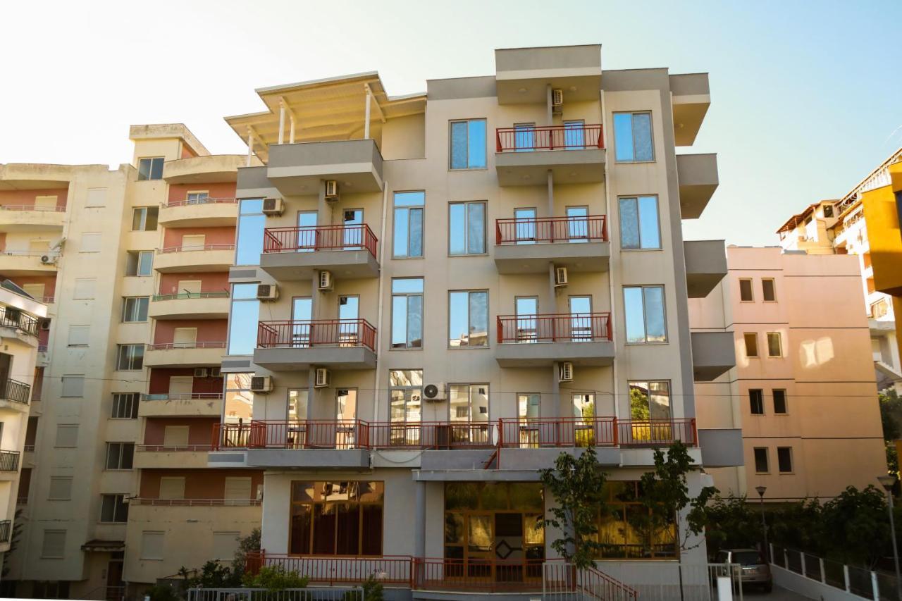 Vila Namiku Hotel Драч Екстериор снимка