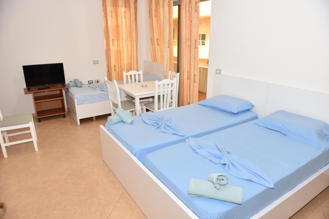 Vila Namiku Hotel Драч Екстериор снимка