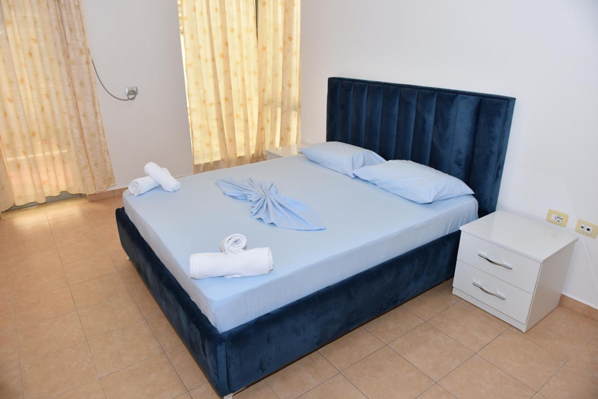 Vila Namiku Hotel Драч Екстериор снимка