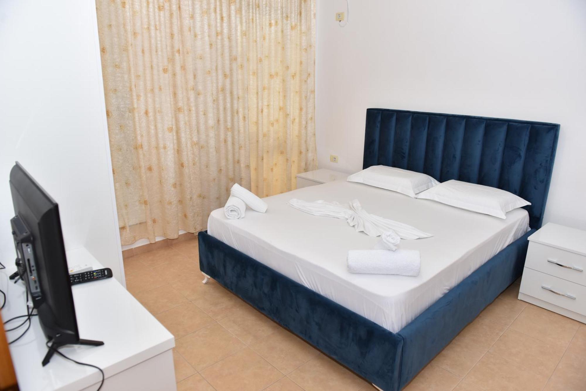 Vila Namiku Hotel Драч Екстериор снимка